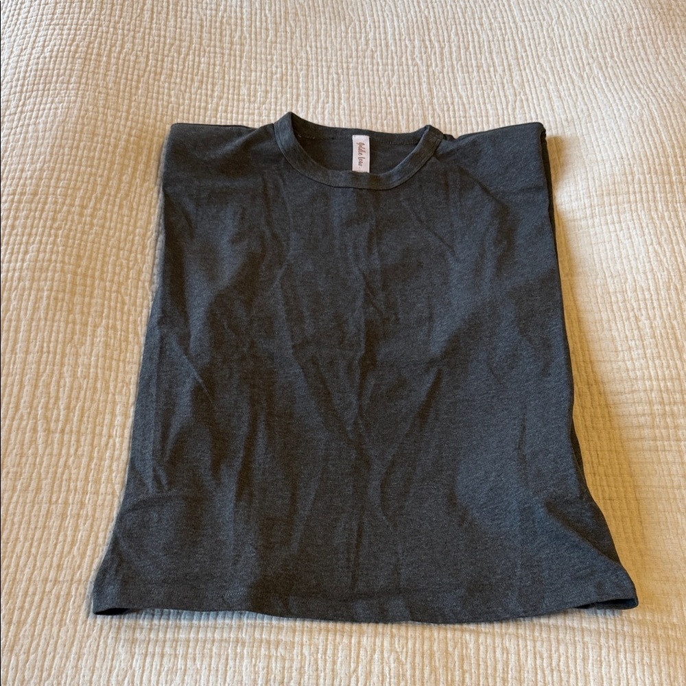Goldie Lew Women’s Dark Gray Muscle Tee w/Shoulder Pads